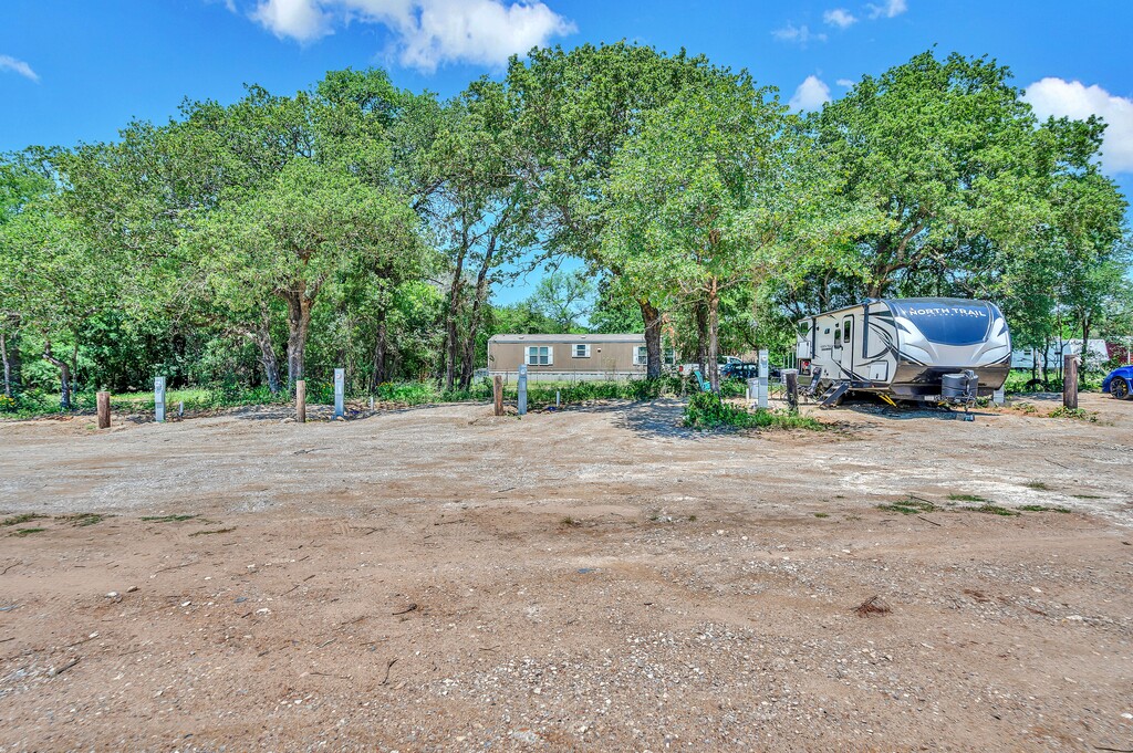amenities-whitney-finnway-rv-park-whitney-tx